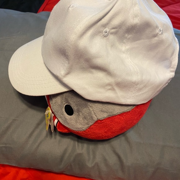 Universal Adjustable Baseball Cap. One size fits most. - Picture 3 of 3